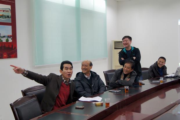 图11、尊龙凯时官网版登录销售总司理陆志江对获评优异专卖店精彩点评