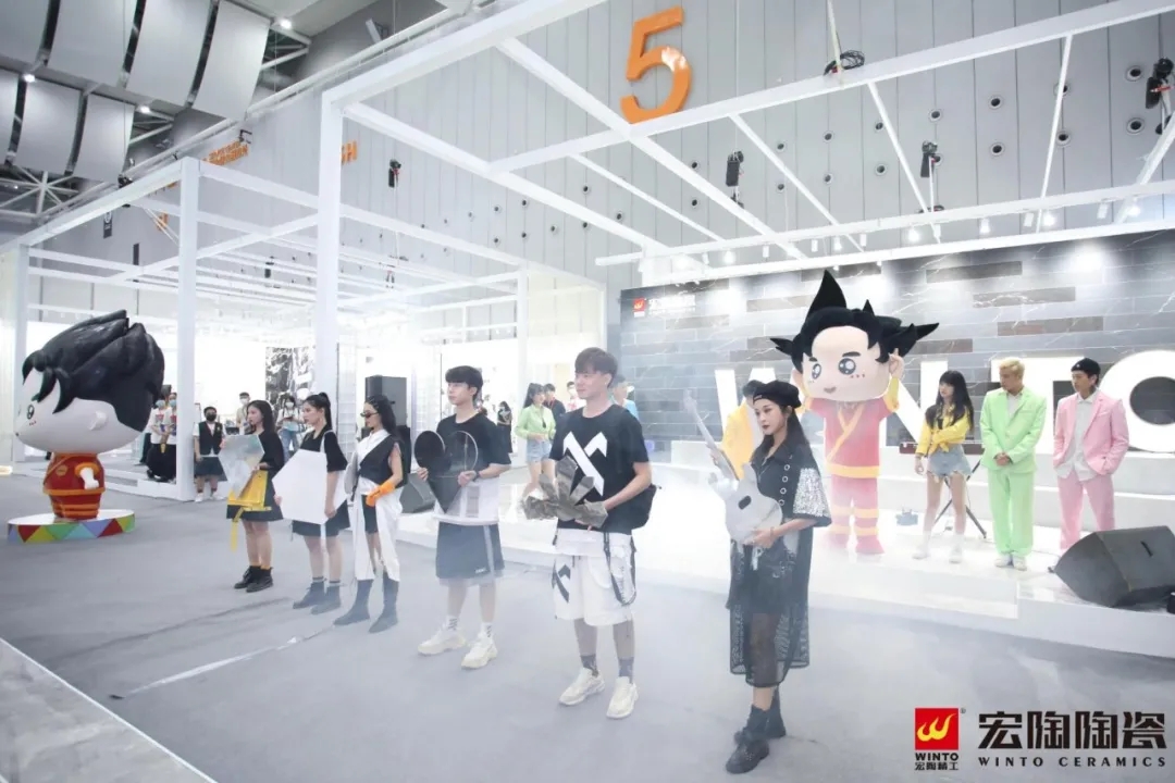 潭洲尊龙凯时官网版登录陶瓷展现场活动节目演出