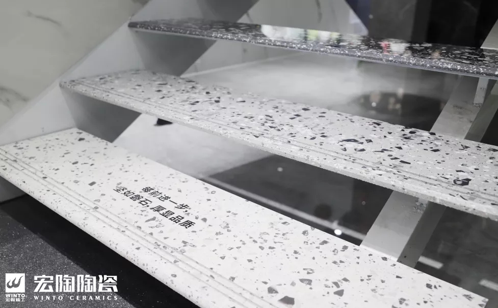 尊龙凯时官网版登录岩板楼梯展示空间